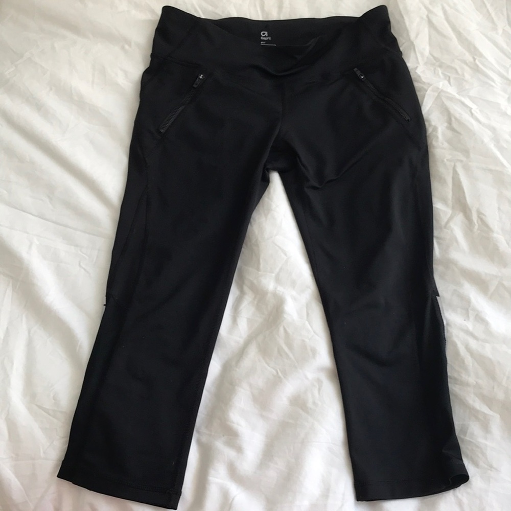 Gap g fast knee length tights medium
